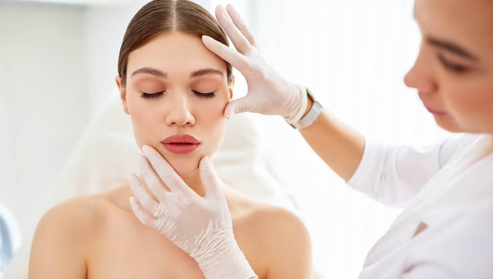 Quanto custa uma consulta com um dermatologista em 2024?